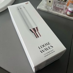 T3 Loose Waves Curling Barrel Attachment